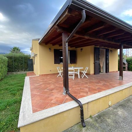 Case Vacanze Paradise Beach Vicino Cefalu Piscina Aperta Кампофеличе ди Рокела Екстериор снимка