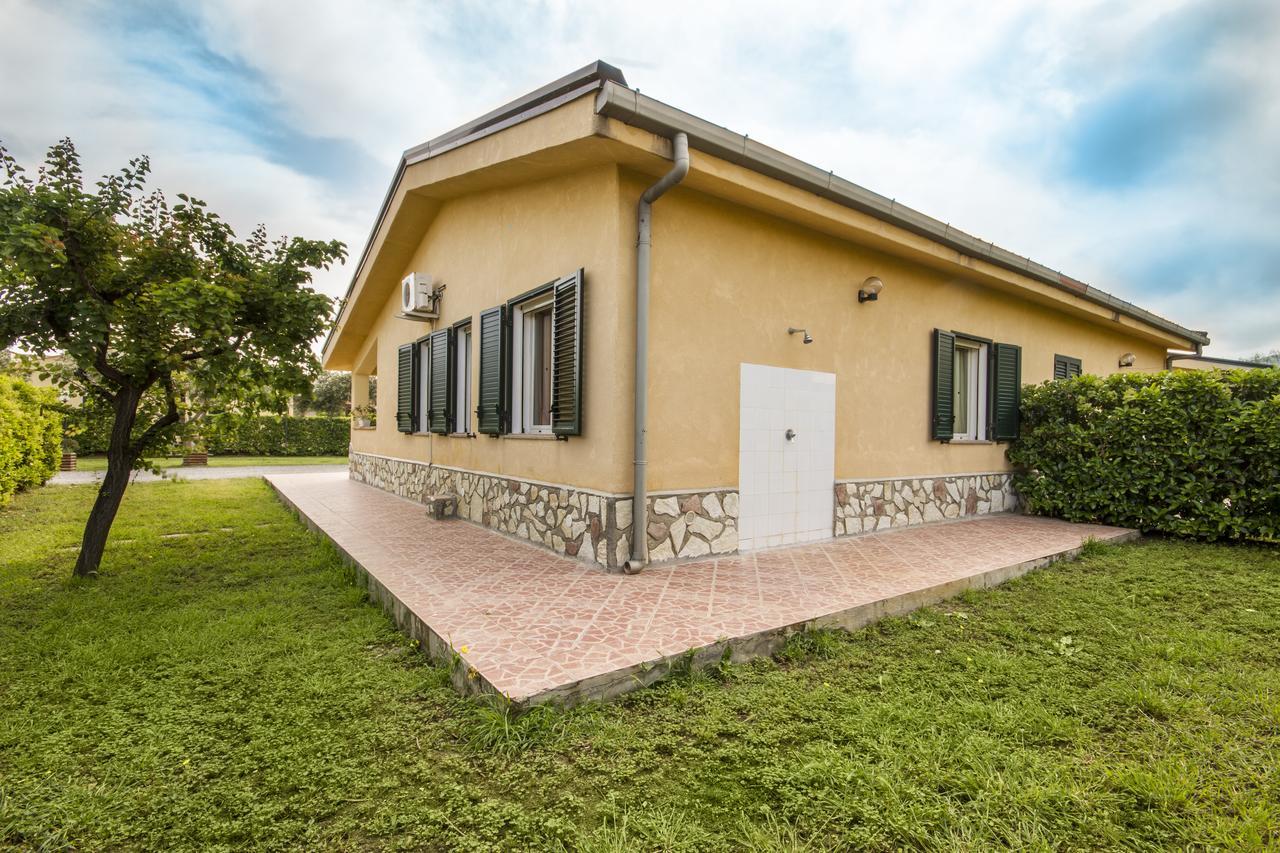 Case Vacanze Paradise Beach Vicino Cefalu Piscina Aperta Кампофеличе ди Рокела Екстериор снимка