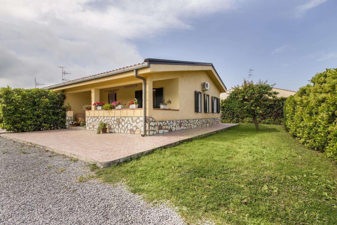 Case Vacanze Paradise Beach Vicino Cefalu Piscina Aperta Кампофеличе ди Рокела Екстериор снимка