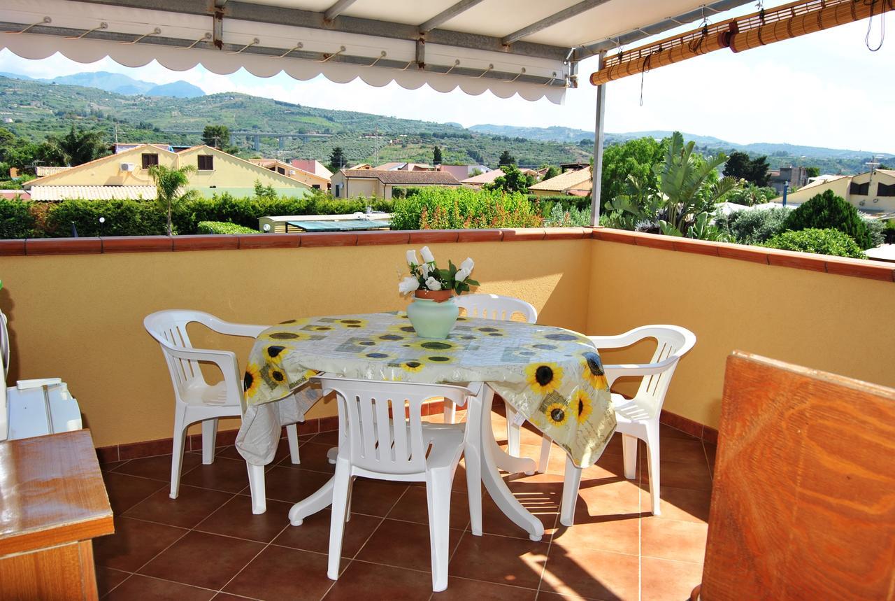 Case Vacanze Paradise Beach Vicino Cefalu Piscina Aperta Кампофеличе ди Рокела Екстериор снимка
